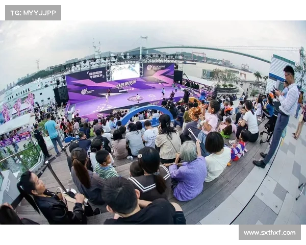 球迷看台的热情与竞技场氛围如何共同塑造体育赛事的独特魅力 球迷看台的热情与竞技场氛围如何共同塑造体育赛事的独特魅力